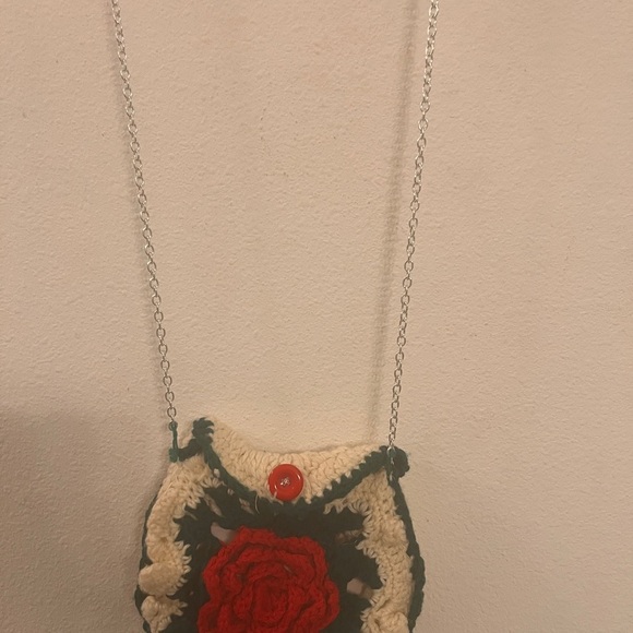 Hand Made Crochet Rose Pendant purse - Picture 1 of 12